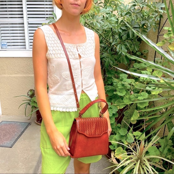 Vintage 80’s reddish brown Brahmin all leather crossbody...